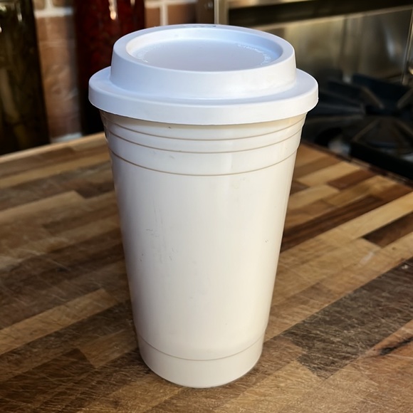 Steve Madden reusable coffee cup - Picture 2 of 5